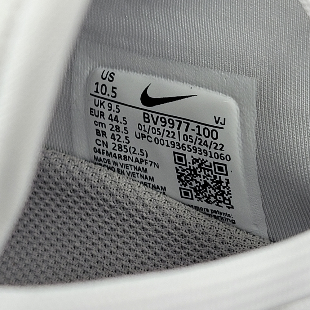 Nike Air Max 2090 Triple White Athletic Shoes Sneakers Mens Size 10.5 BV9977-100 - Picture 5 of 12